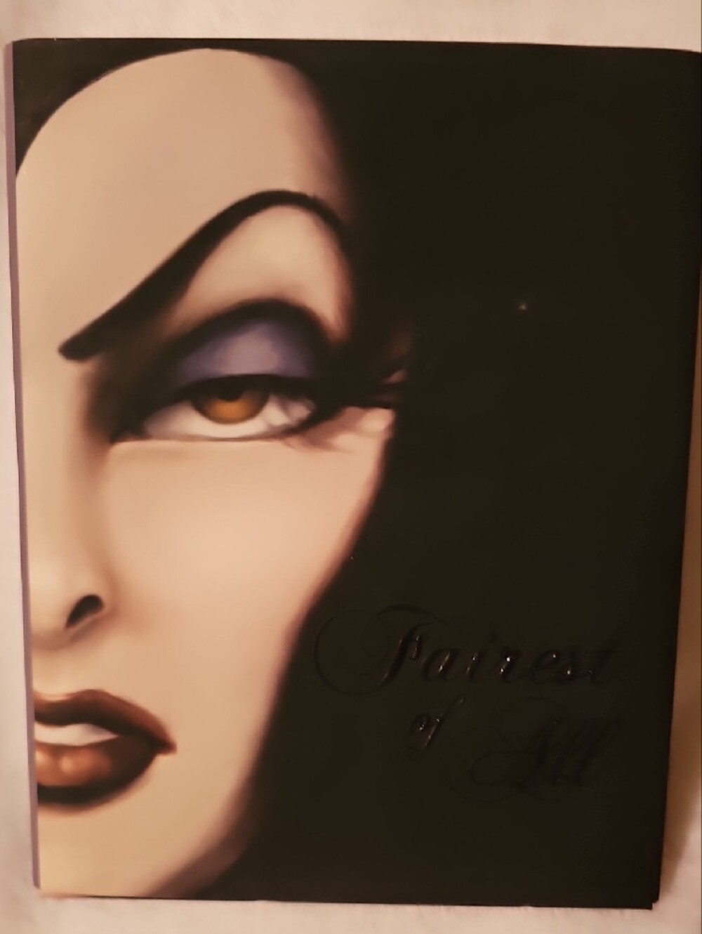 Disney 4 Book Bundle Hardcover. - Picture 4 of 9
